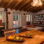 Luxury Seaview By Arbaspaa 马纳罗拉
