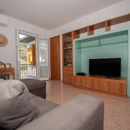Luxury Seaview Apartment