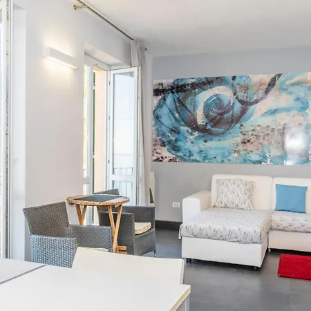 Luxury Seaview Apartment